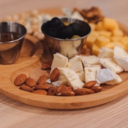 Le fromage protège notre cerveau : une découverte étonnante !