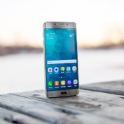 Les smartphones Samsung bientôt en 3D sans lunettes !