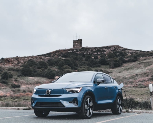 Les voitures électriques se rechargent maintenant super vite !